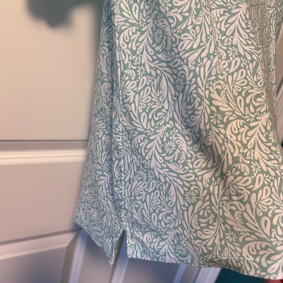 Croft & Barrow T-shirt with Elbow Length Sleeves; Size M - Picture 3 of 4